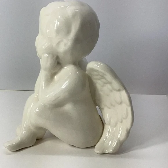 Mud Pie “Cherub Hands On Chin” Ceramic Angel Figurine - Picture 2 of 5